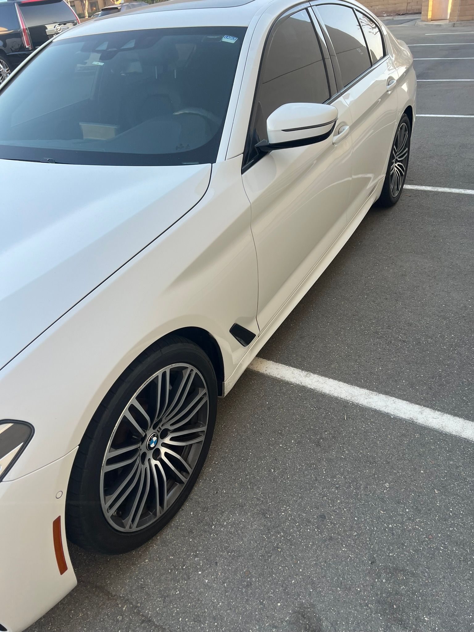 Used 2019 BMW 530i w/ M Sport Package RWD image 8
