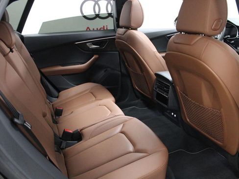 Used 2020 Audi Q8 Prestige w/ Prestige Package image 14