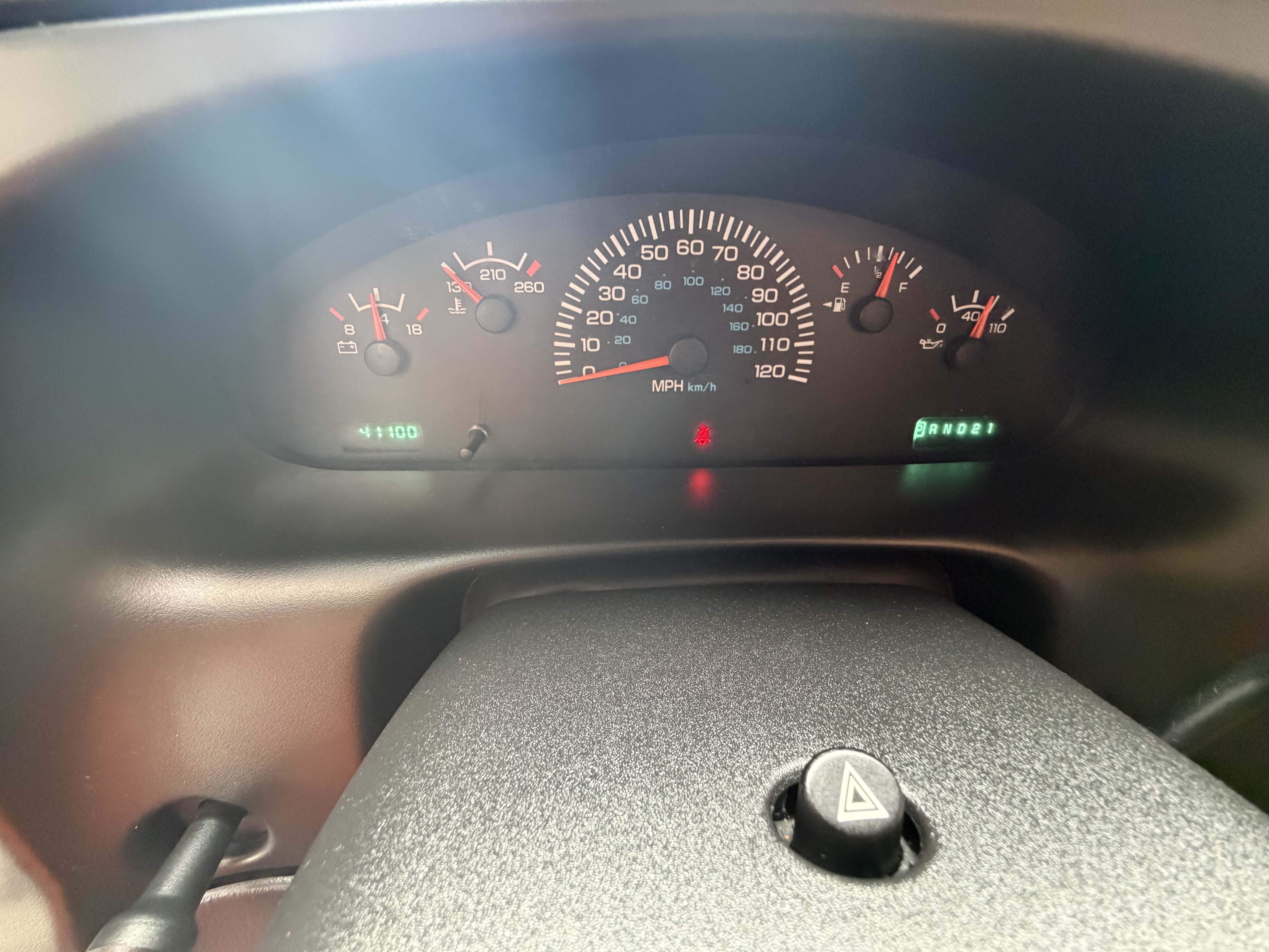 Used 2001 Dodge B3500 RWD image 2