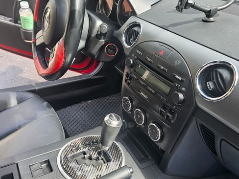 Used 2008 MAZDA MX-5 Miata Grand Touring w/ Premium Pkg image 11