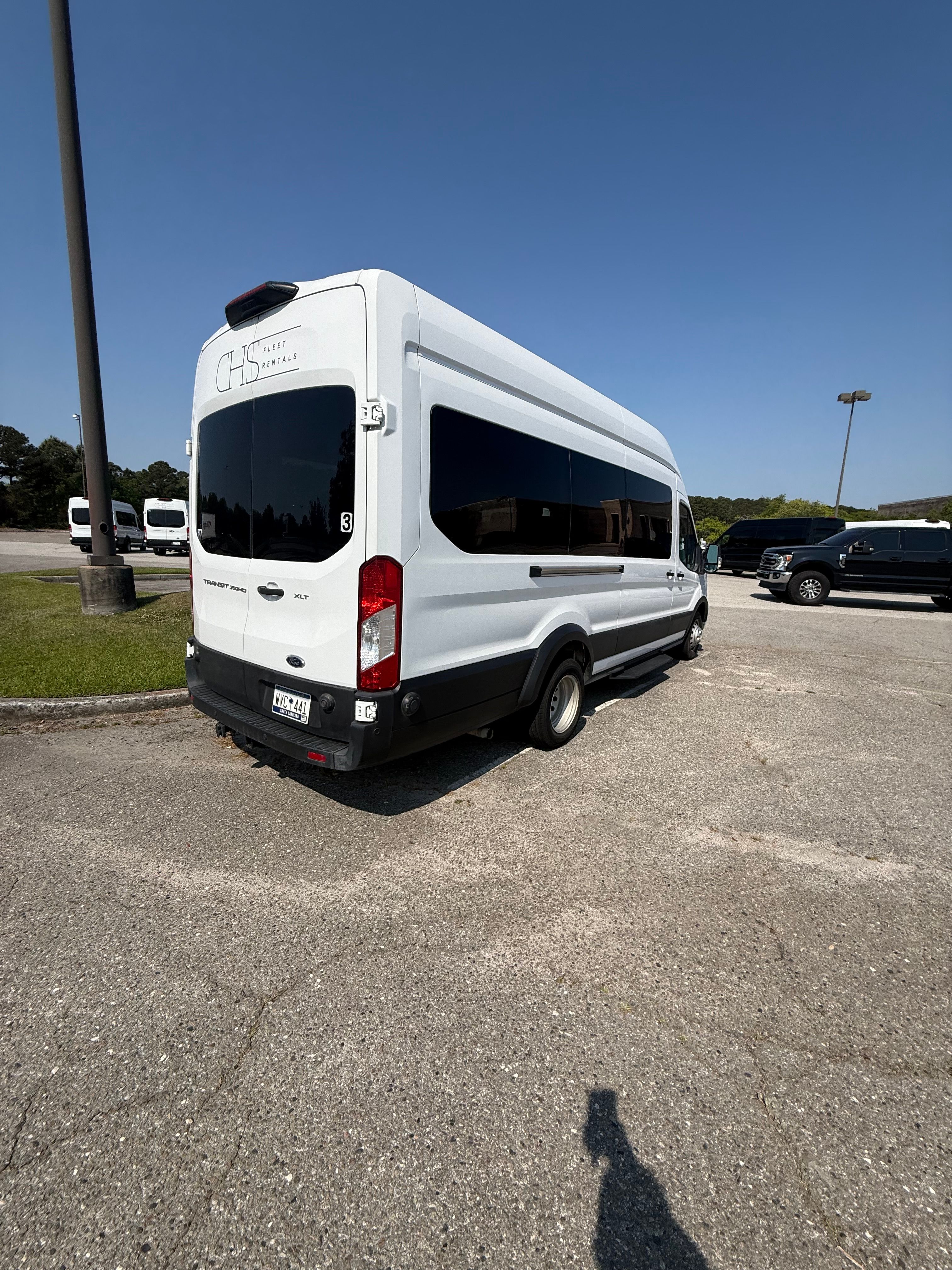 Used 2023 Ford Transit 350 XLT RWD image 5