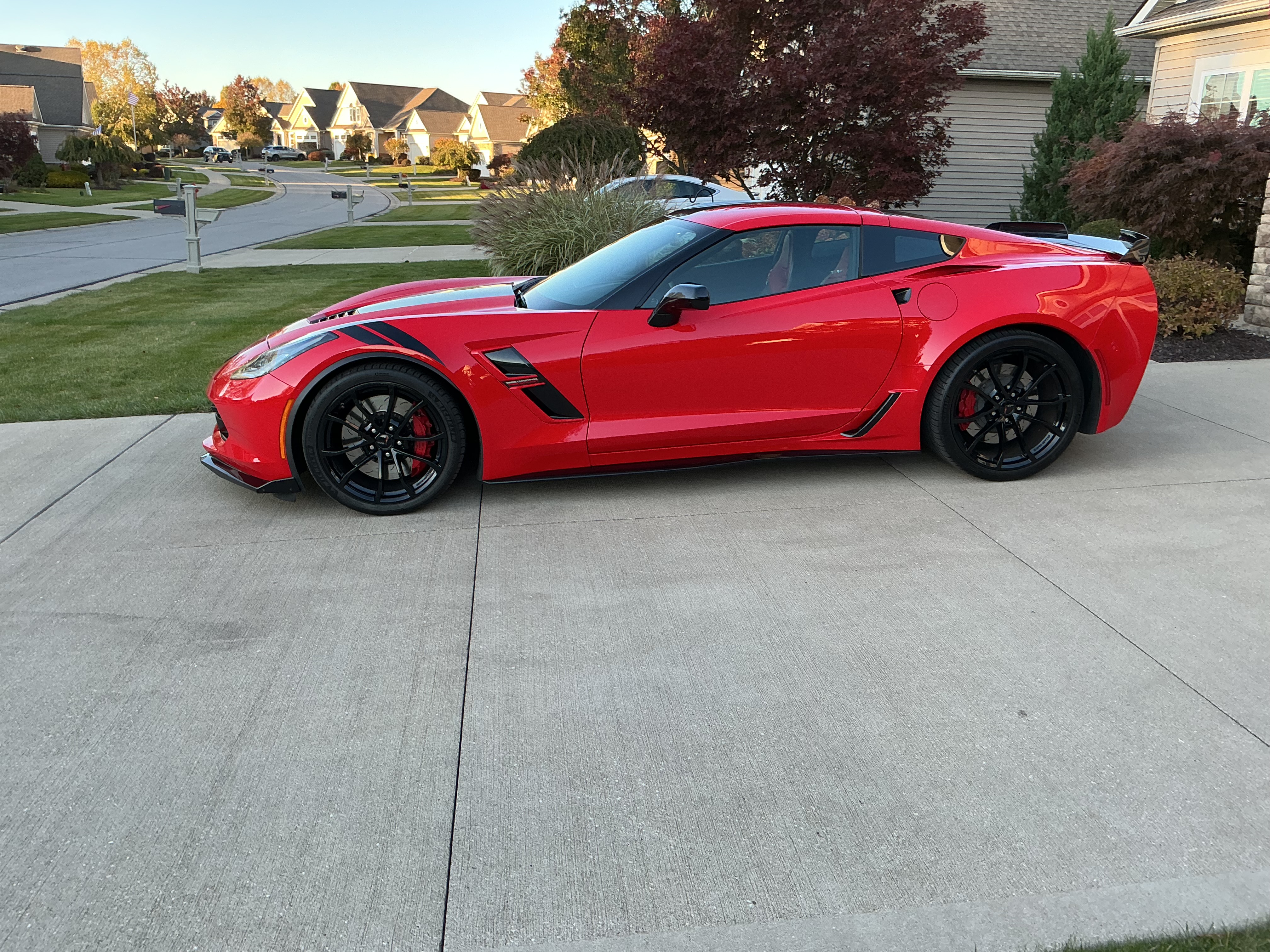 Used 2017 Chevrolet Corvette Grand Sport RWD image 1