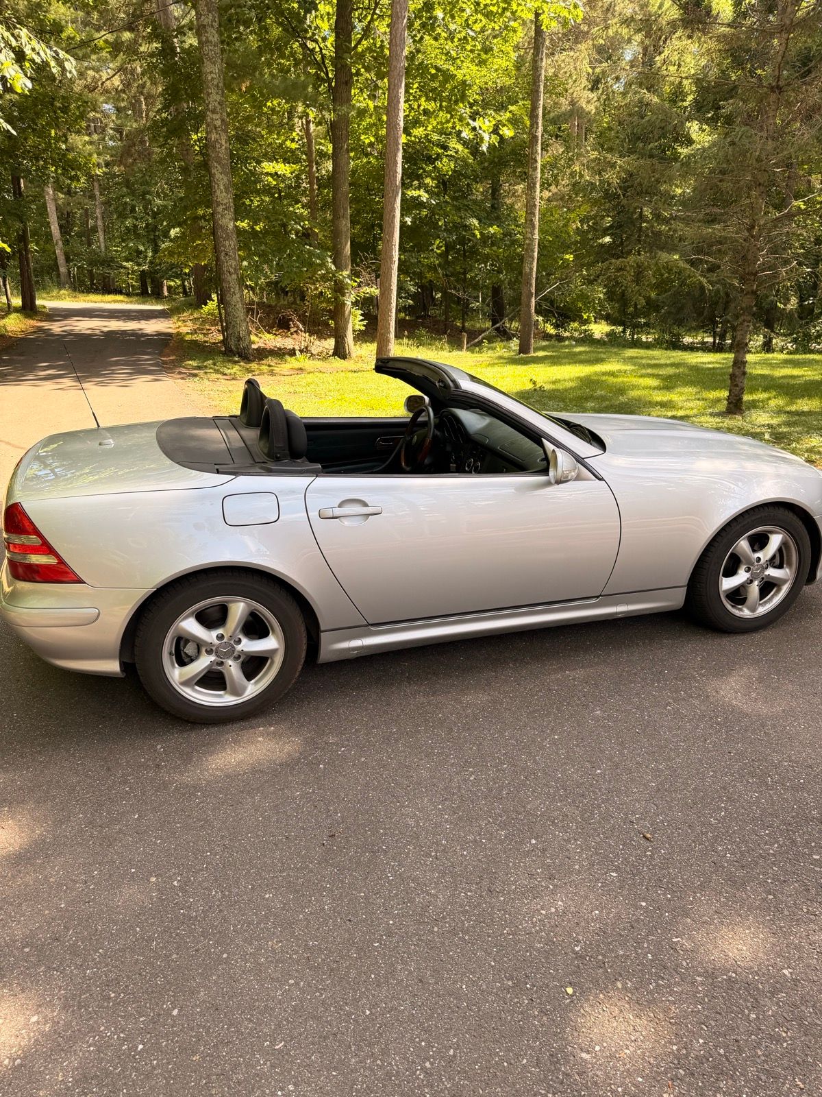 Used 2001 Mercedes-Benz SLK 320 image 16
