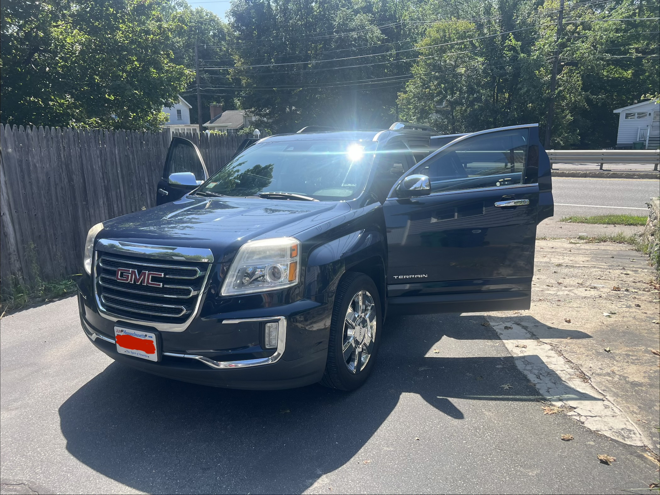 Used 2016 GMC Terrain SLT w/ Open Road Package AWD/4WD image 2