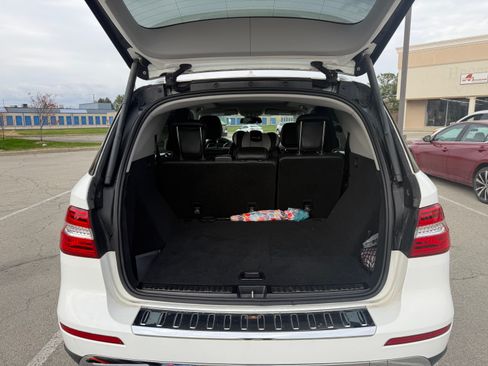 Used 2015 Mercedes-Benz ML 350 ML 350 4MATIC Sport Utility 4D image 10