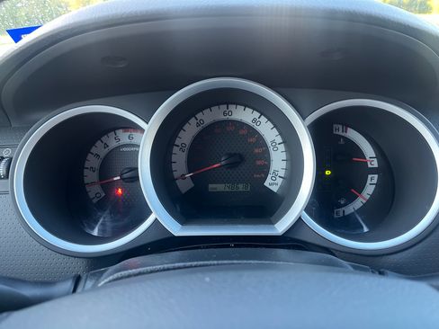 Used 2013 Toyota Tacoma PreRunner image 21