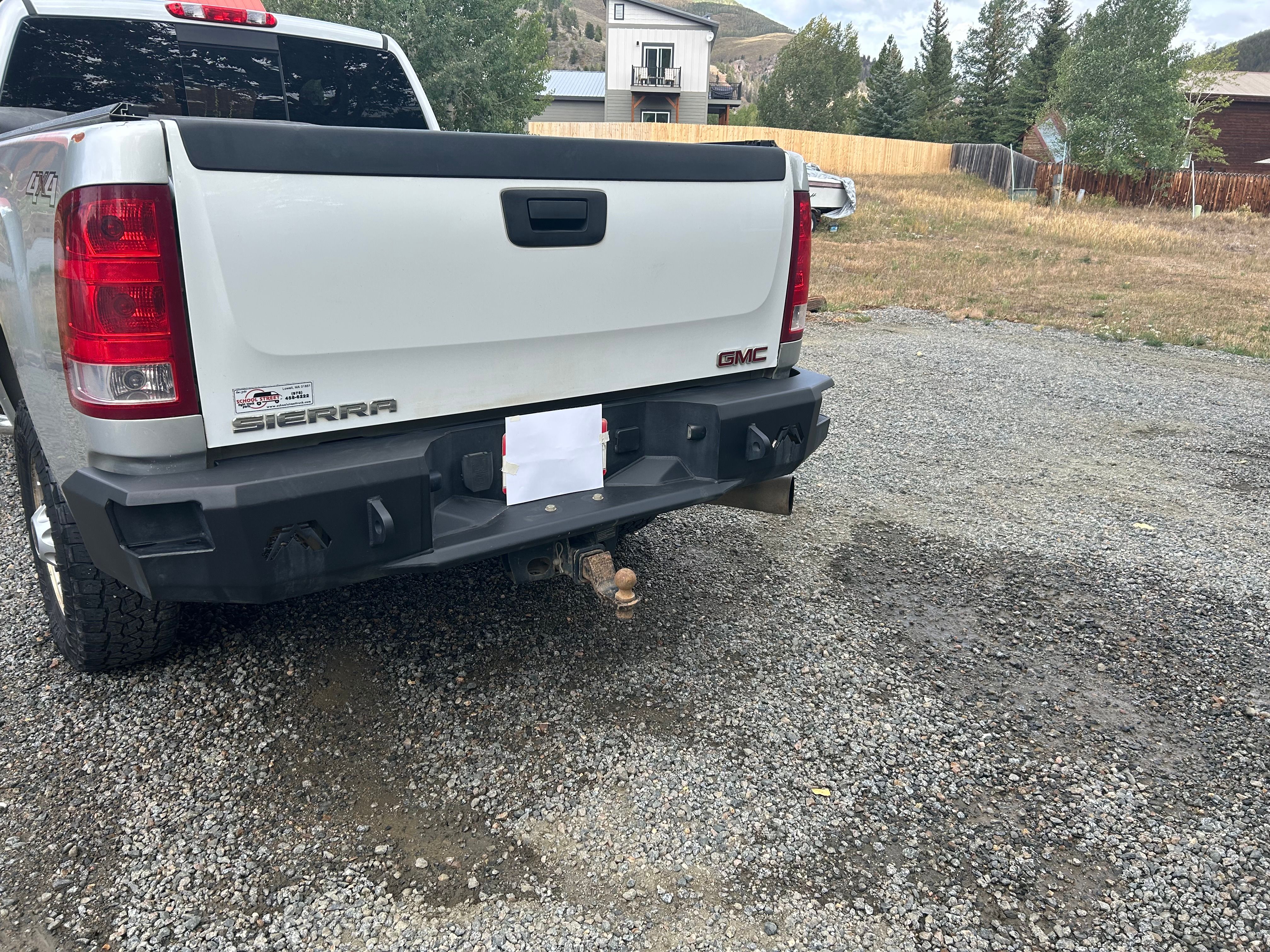 Used 2012 GMC Sierra 2500 SLE w/ SLE Preferred Package AWD/4WD image 9