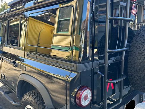 Used 2024 INEOS Grenadier image 9