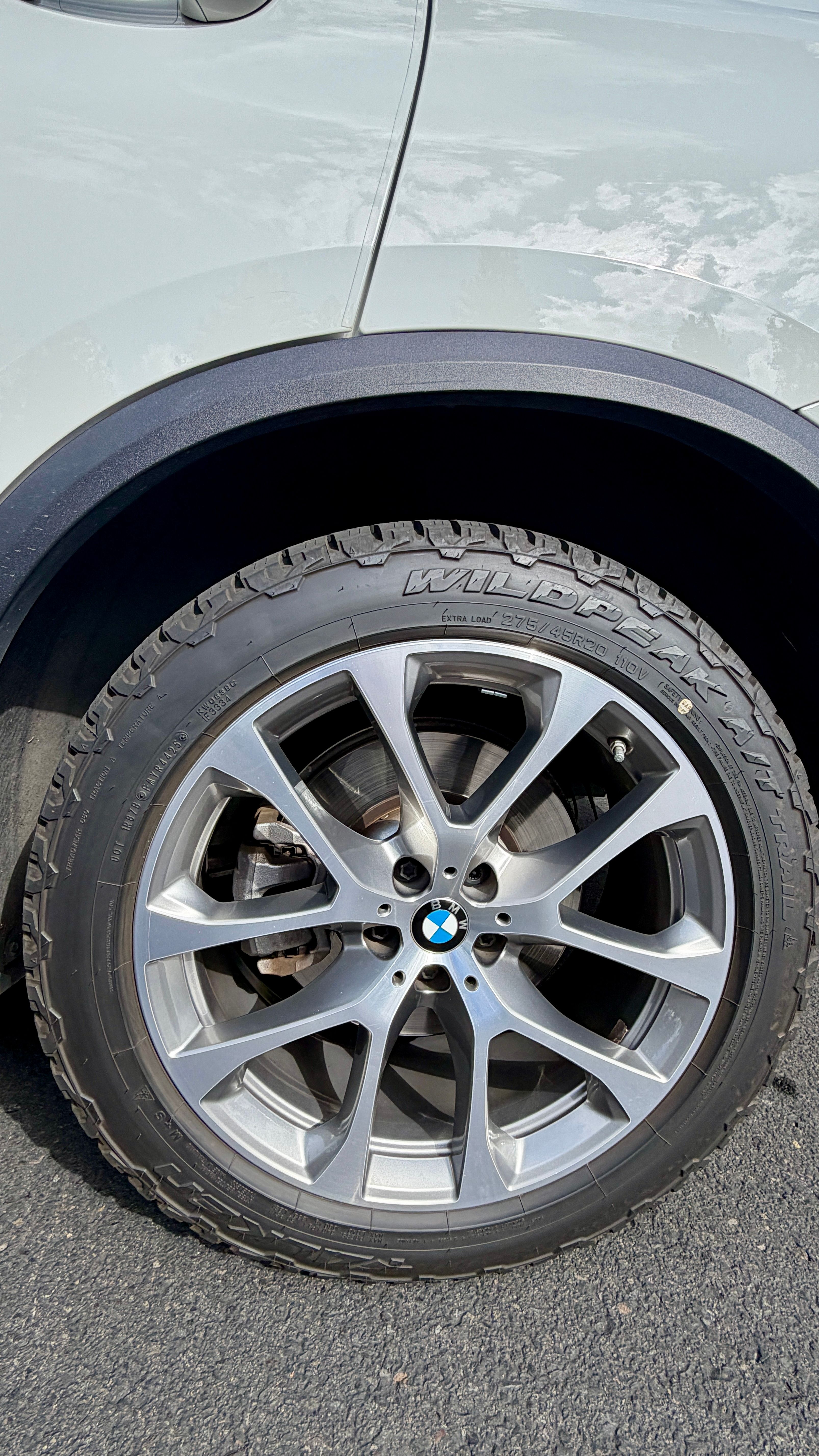 Used 2022 BMW X5 xDrive40i w/ Premium Package AWD/4WD image 10
