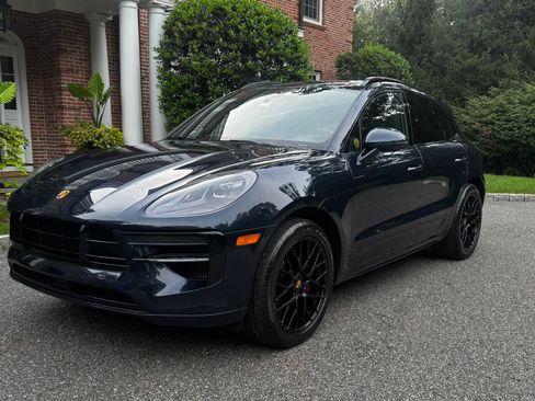Used 2021 Porsche Macan GTS AWD/4WD image 2