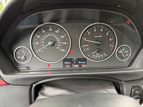 Used 2013 BMW 328i xDrive Sedan image 4