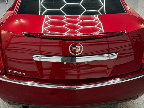 Used 2011 Cadillac CTS Luxury image 12