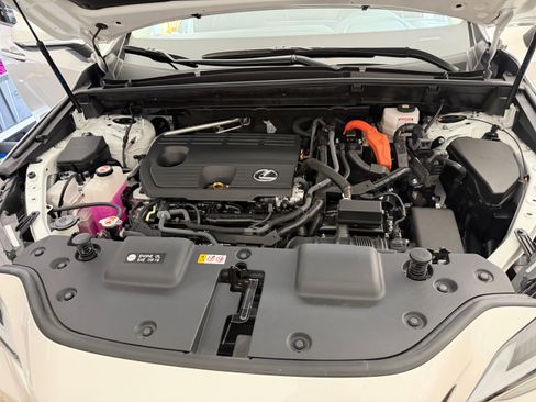 Used 2024 Lexus NX 350h AWD image 17