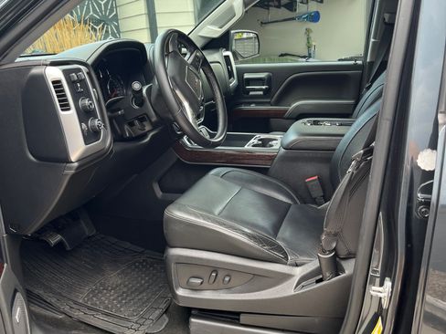 Used 2017 GMC Sierra 1500 SLT w/ SLT Premium Package AWD/4WD image 6