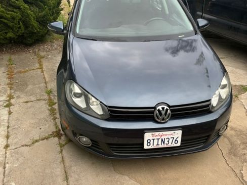 Used 2011 Volkswagen Golf TDI FWD image 1