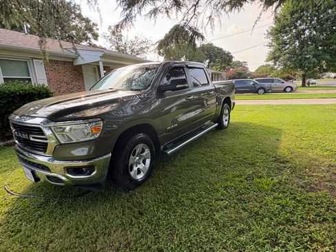 Used 2020 RAM 1500 Big Horn image 8