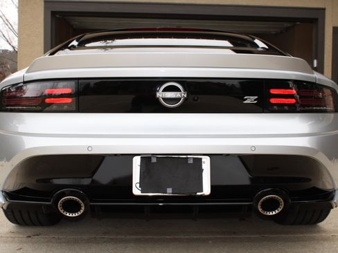 Used 2023 Nissan Z w/ Floor Mat Package (L93) image 14