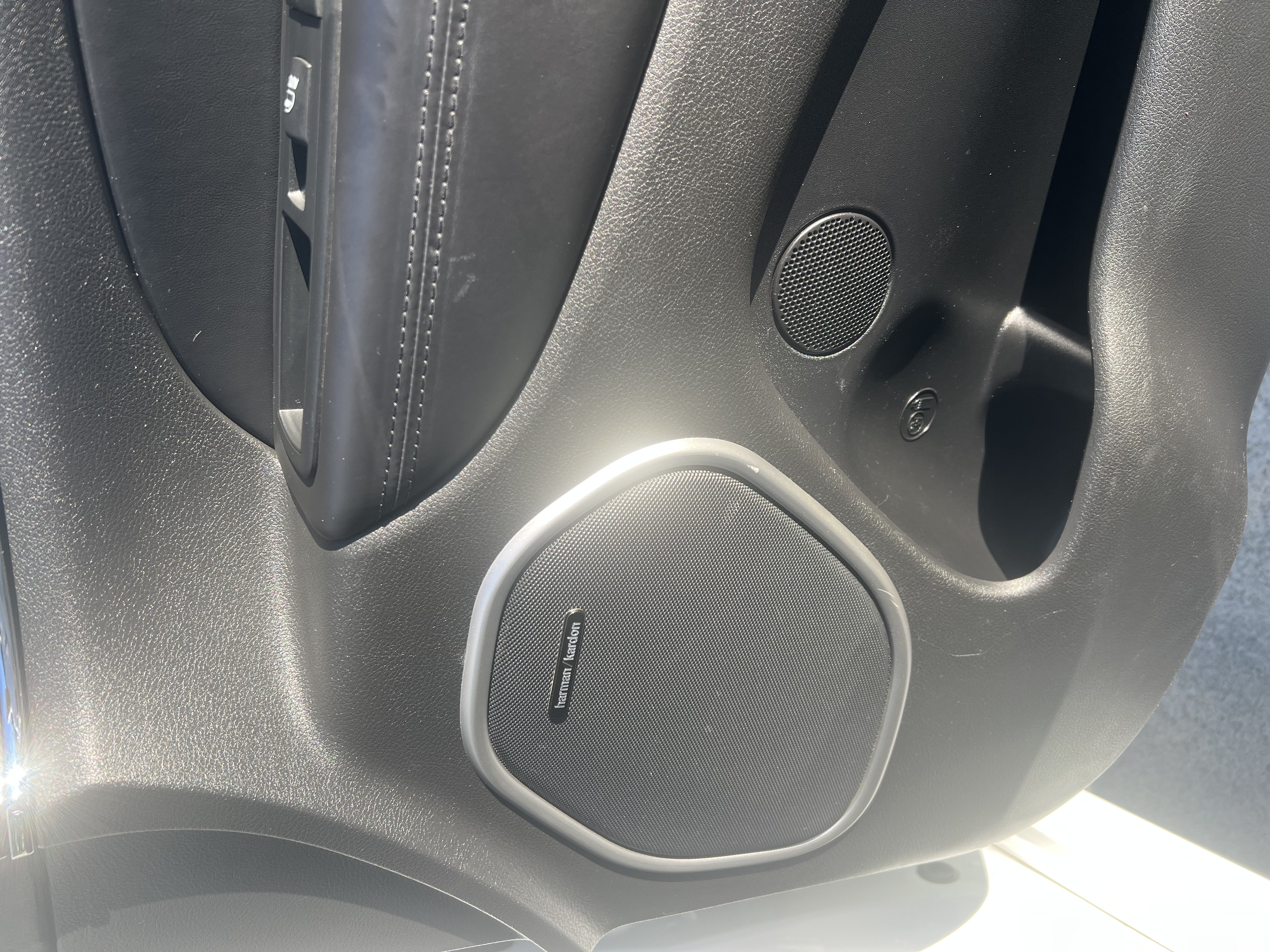 Used 2015 Jeep Grand Cherokee High Altitude AWD/4WD image 8
