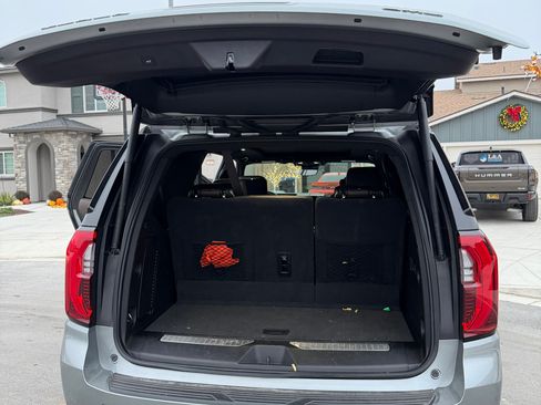 Used 2025 GMC Yukon Denali Ultimate image 11