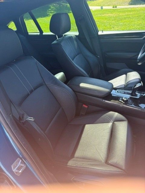 Used 2017 BMW X4 M40i AWD/4WD image 32