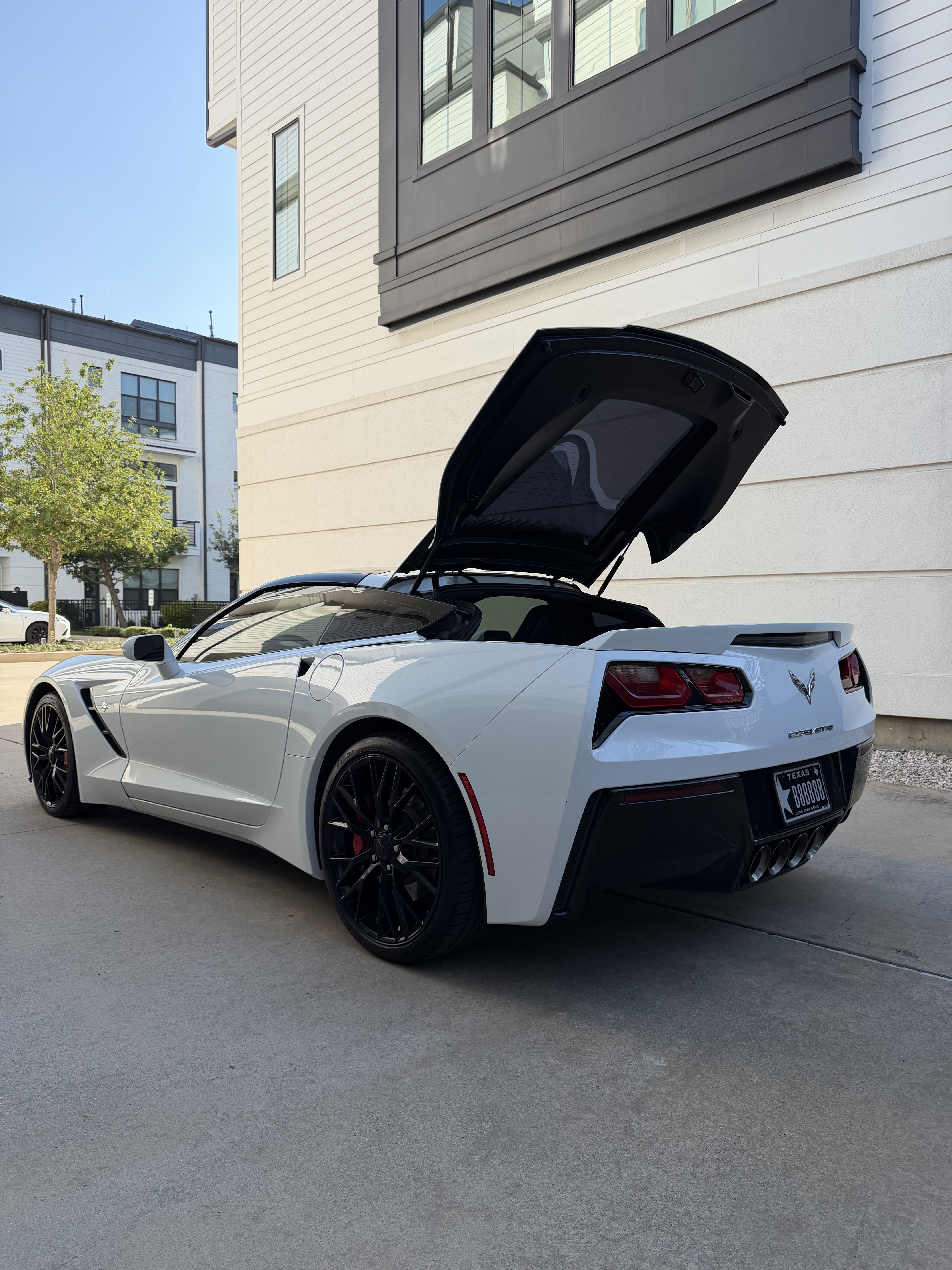 Used 2015 Chevrolet Corvette Stingray Coupe w/ 2LT Preferred Equipment Group RWD image 11