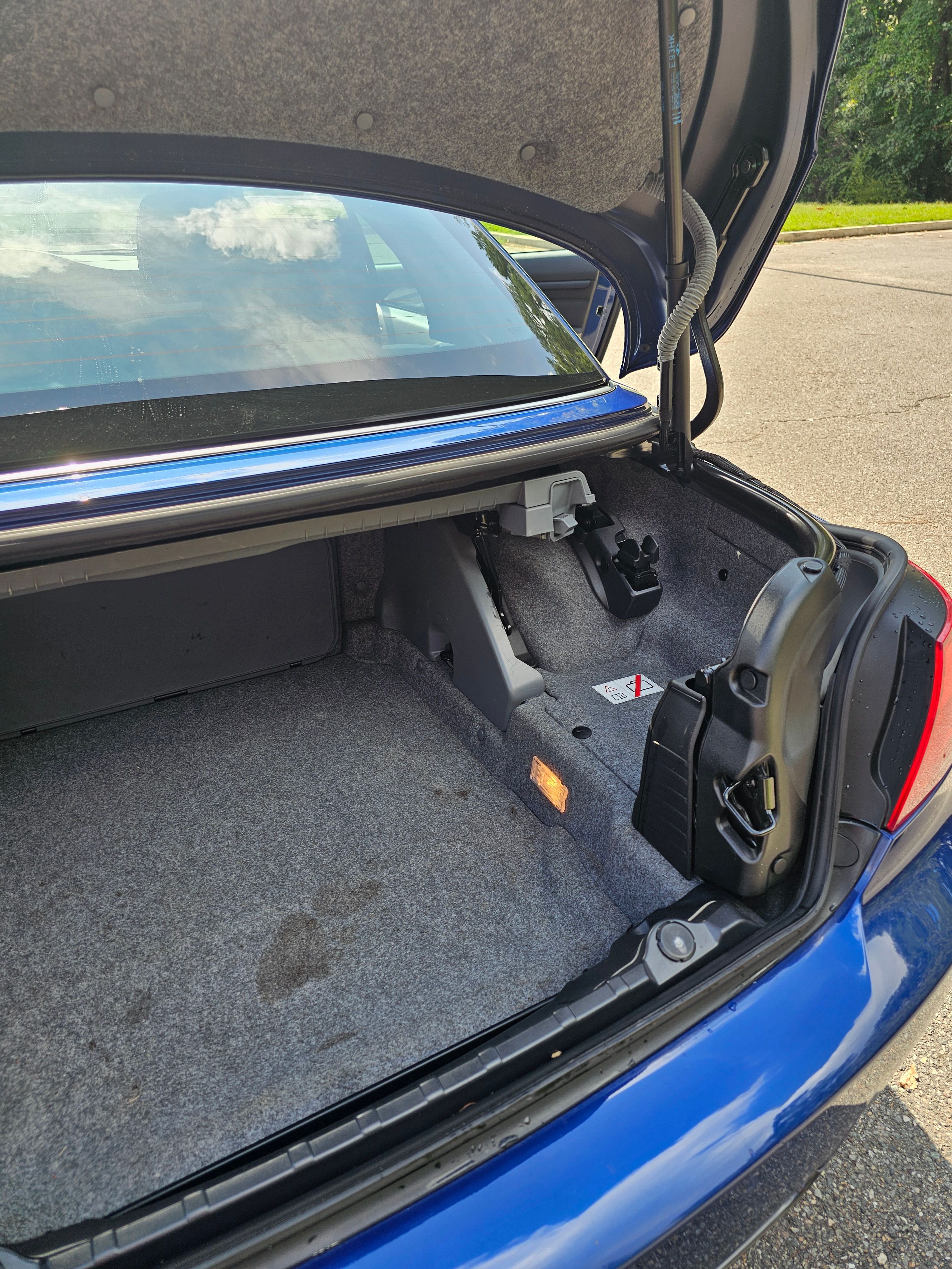 Used 2012 BMW 328i Convertible RWD image 28