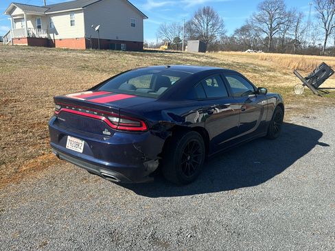 Used 2016 Dodge Charger SE w/ Popular Equipment Group RWD image 6