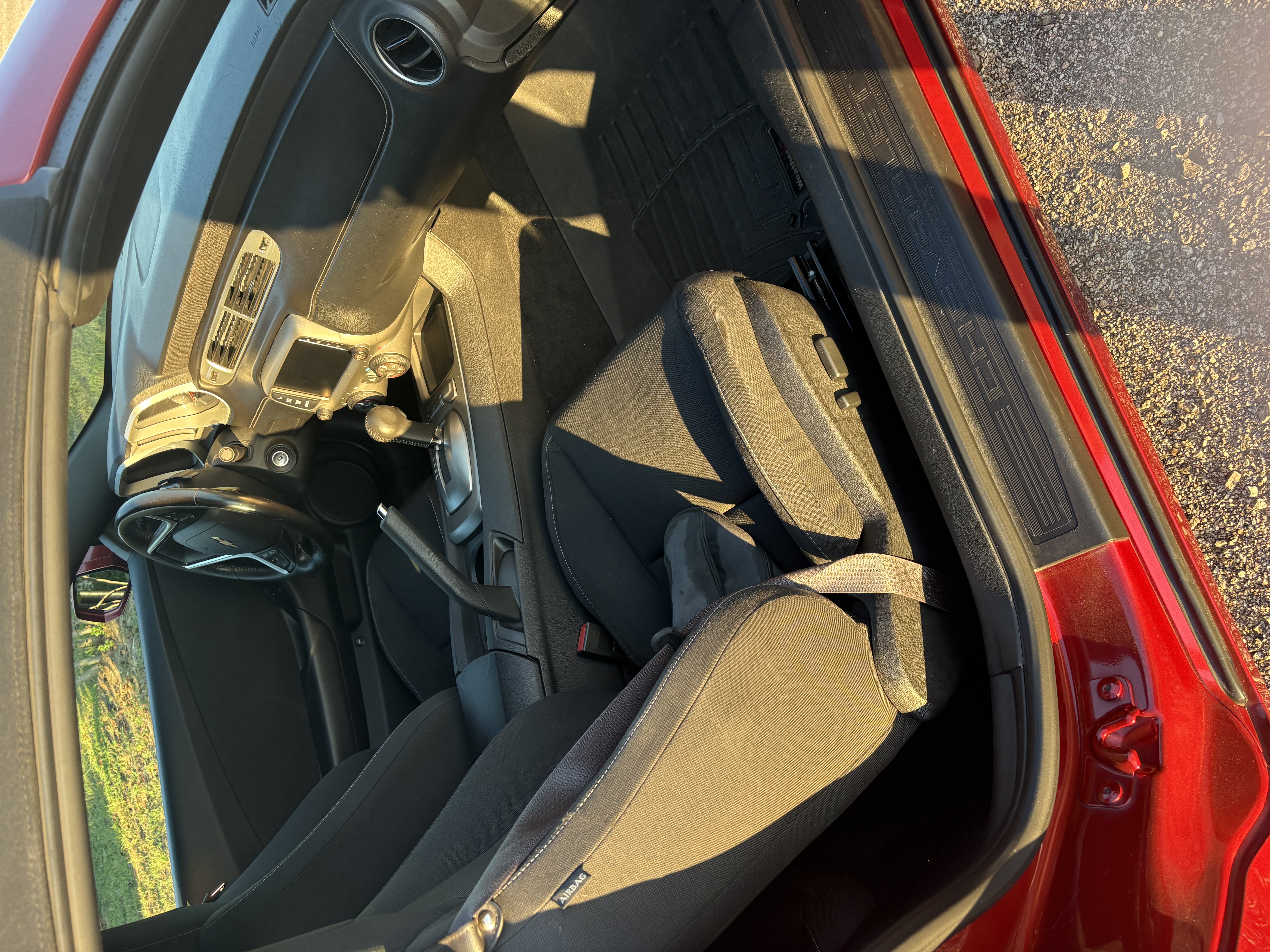 Used 2015 Chevrolet Camaro LT RWD image 11