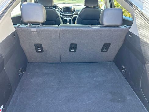 Used 2017 Chevrolet Volt LT w/ Comfort Package image 14