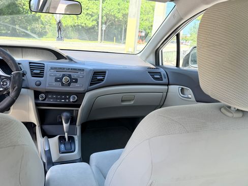 Used 2012 Honda Civic LX image 11