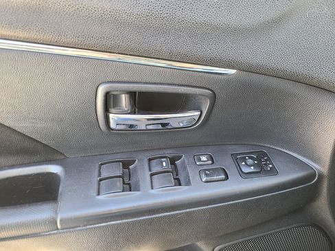 Used 2013 Mitsubishi Outlander Sport LE image 14