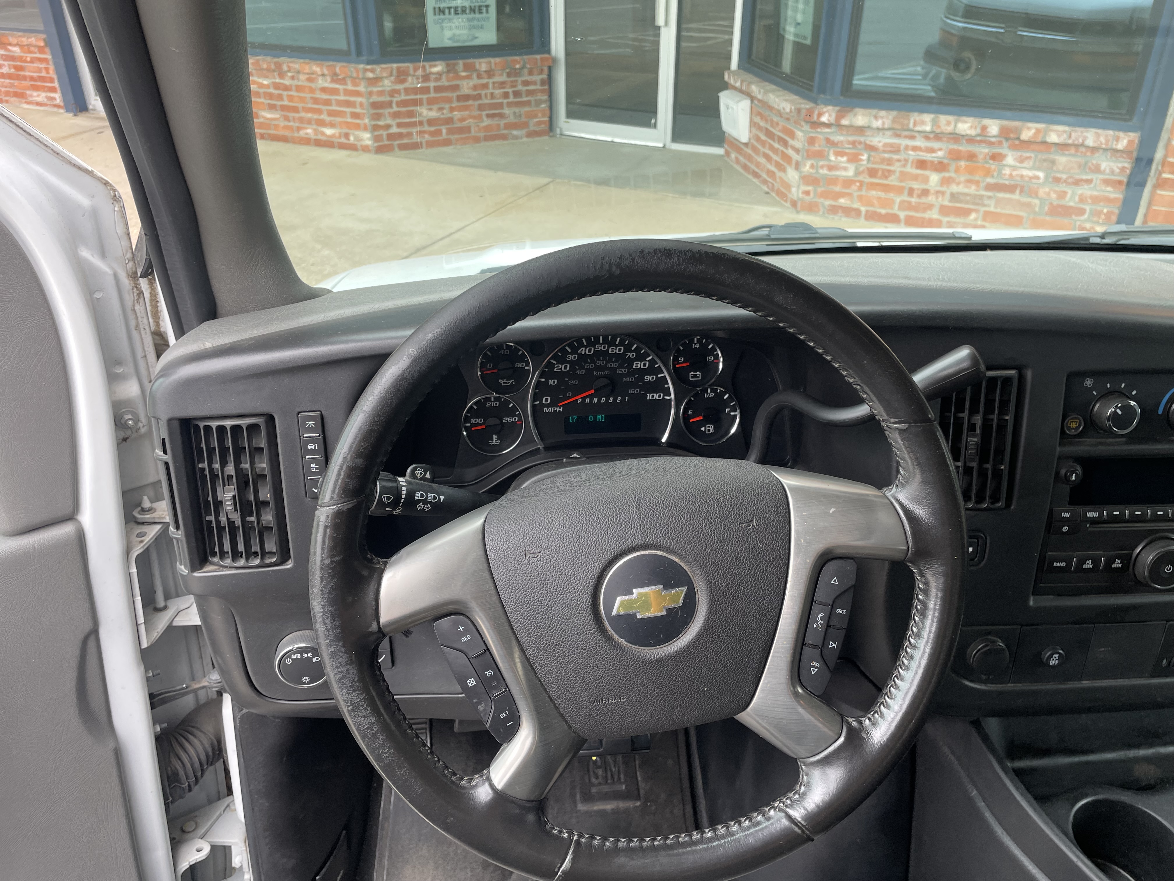 Used 2014 Chevrolet Express 1500 LT w/ LT Preferred Equipment Group RWD image 18