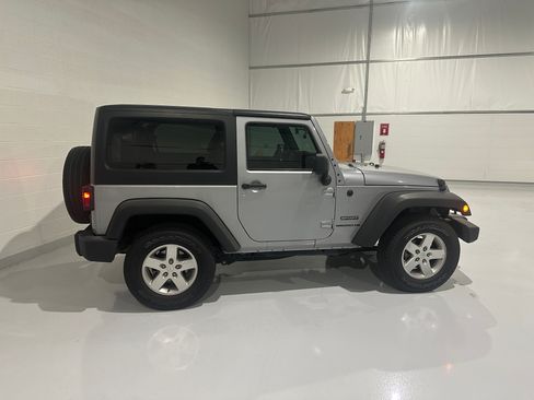 Used 2015 Jeep Wrangler Sport w/ Quick Order Package 24S image 6