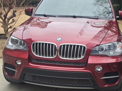 Used 2013 BMW X5 xDrive35d image 9
