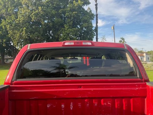 Used 2017 Toyota Tundra SR5 w/ SR5 Upgrade Package image 13