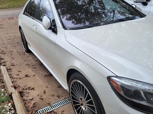 Used 2017 Mercedes-Benz S 550 Sedan image 1