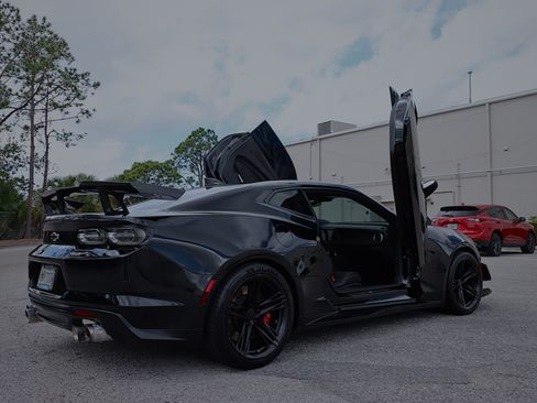 Used 2019 Chevrolet Camaro ZL1 image 24