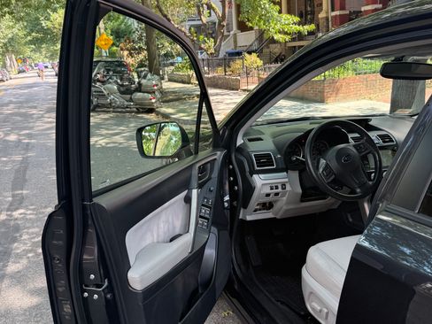 Used 2016 Subaru Forester 2.5i Premium w/ Popular Package #2 AWD/4WD image 24