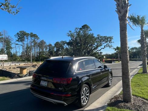 Used 2017 Audi Q7 3.0T Premium Plus image 5