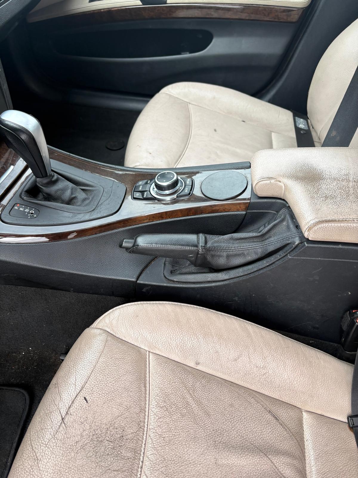 Used 2009 BMW 328i xDrive Sedan AWD/4WD image 18