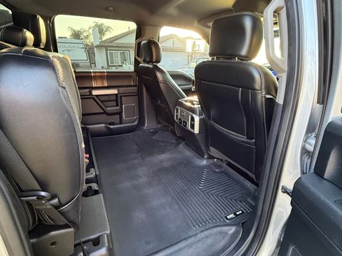 Used 2020 Ford F150 Lariat RWD image 13