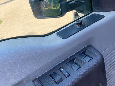 Used 2016 Ford F350 XL w/ Power Equipment Group image 8