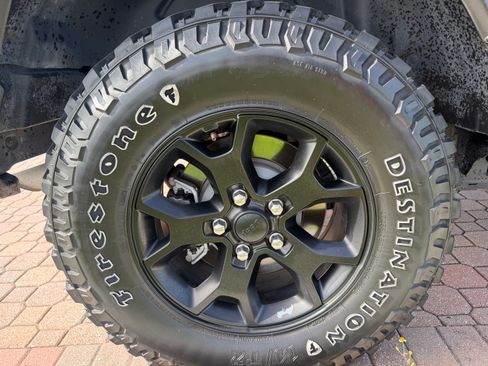 Used 2021 Jeep Wrangler Unlimited Sport AWD/4WD image 12