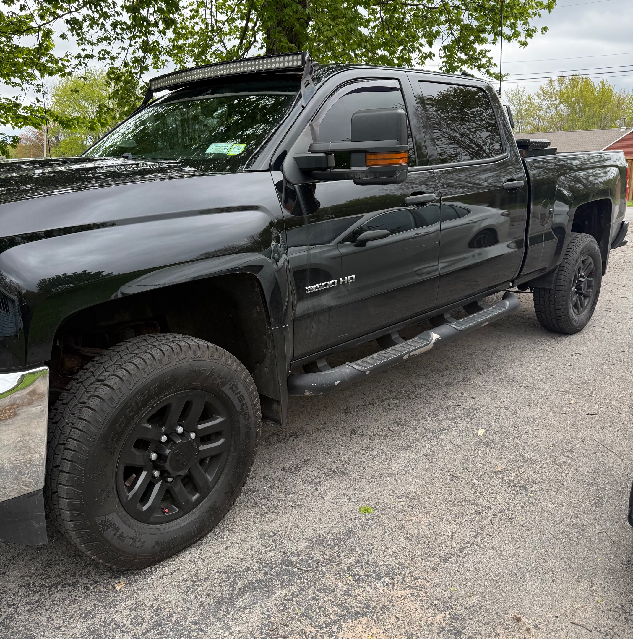 Used 2018 Chevrolet Silverado 3500 W/T AWD/4WD image 4