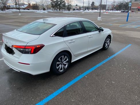 Used 2026 Honda Civic LX image 9