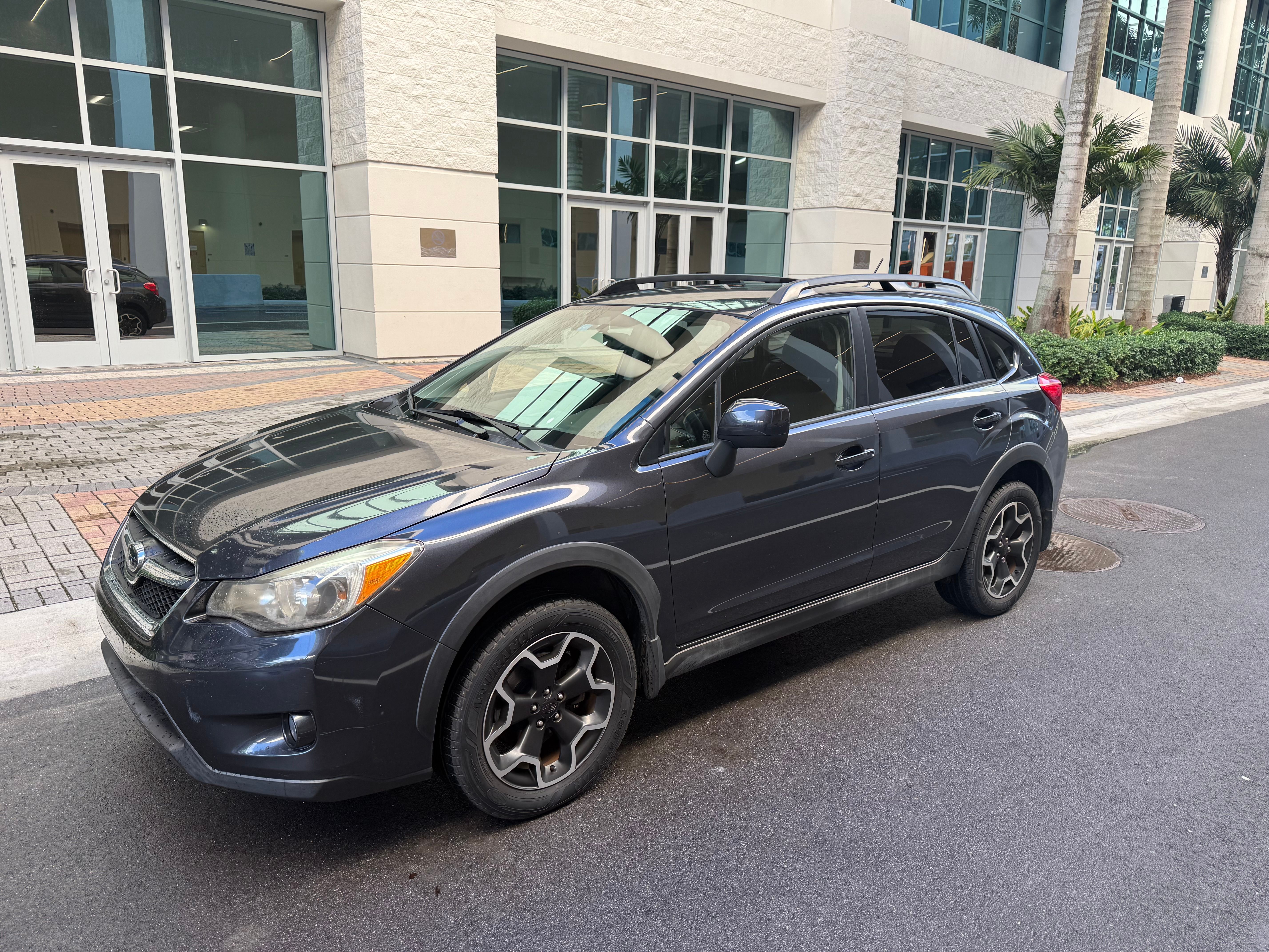 Used 2014 Subaru Crosstrek 2.0i Limited AWD/4WD image 1