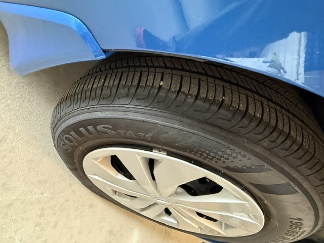 Used 2024 Nissan Versa S FWD image 13