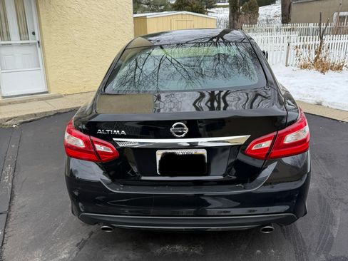 Used 2016 Nissan Altima 2.5 S w/ Power Driver Seat Package image 5