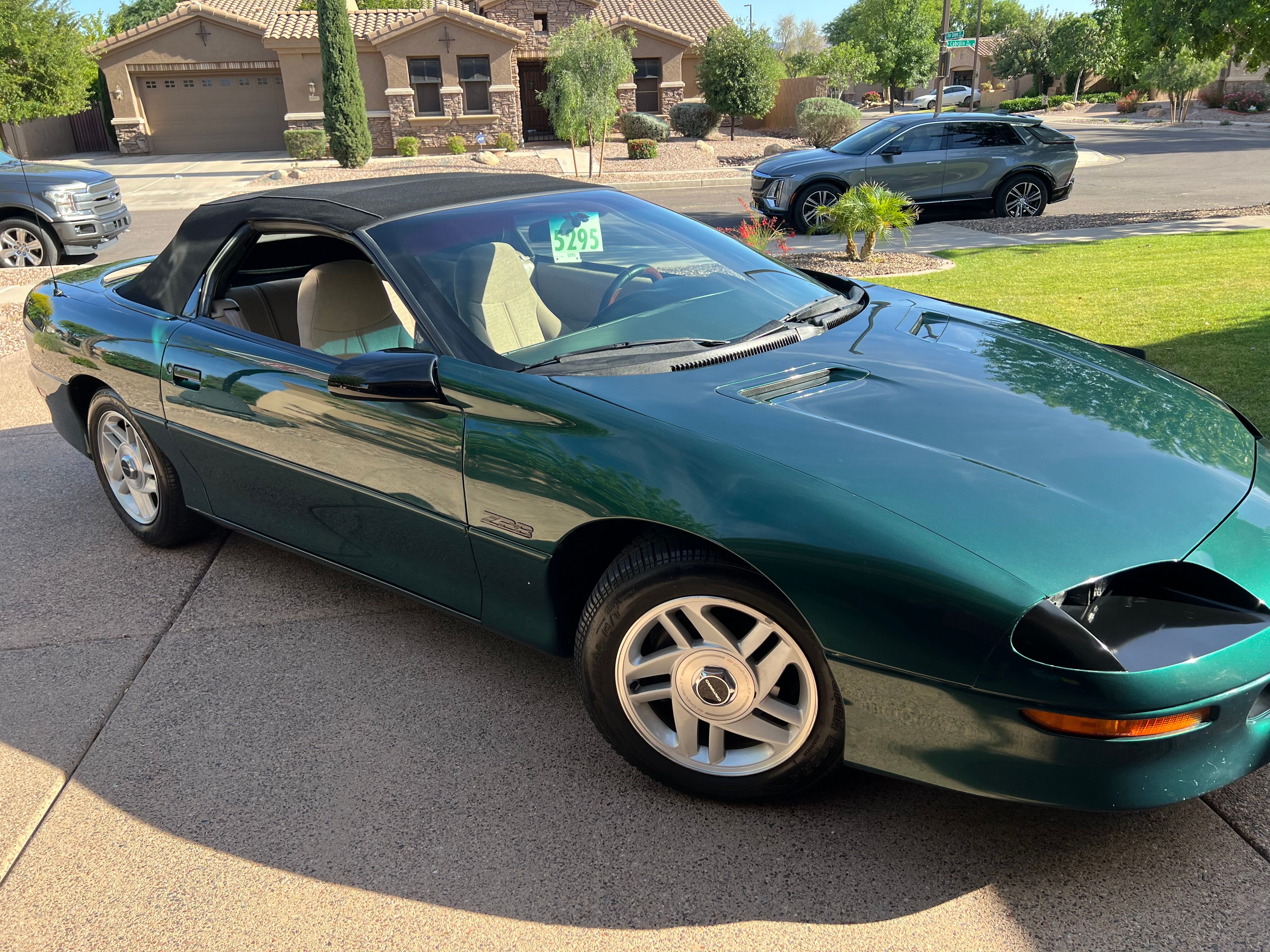 Used 1994 Chevrolet Camaro Z28 RWD image 2