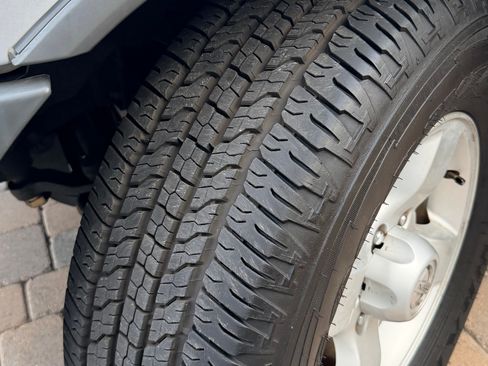 Used 2004 Nissan Xterra XE image 23